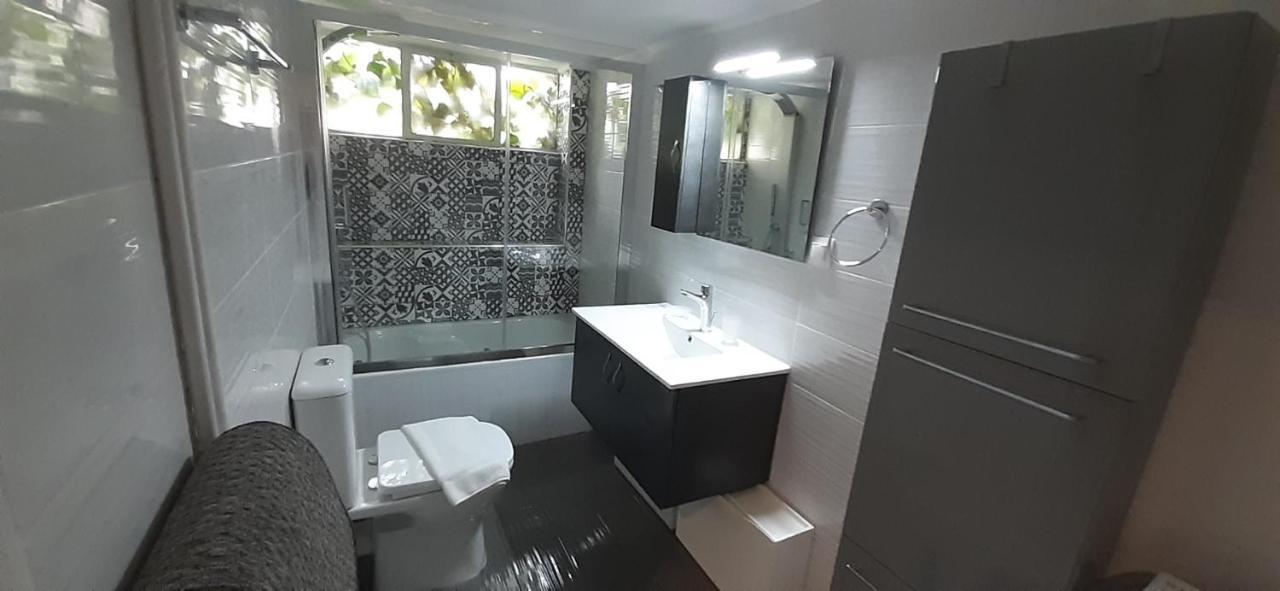 Stunning Central Apartment Афіни Екстер'єр фото
